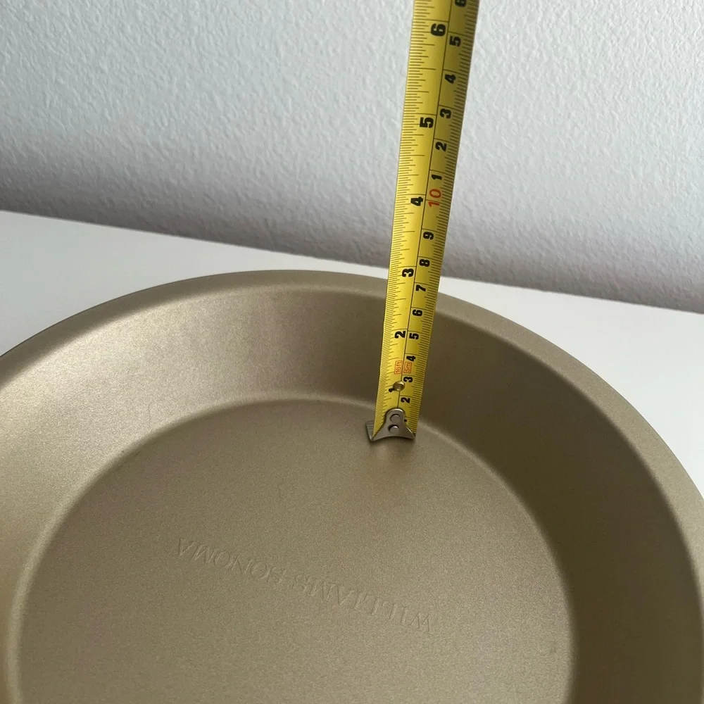 Williams Sonoma two Goldtouch Pro Nonstick Pie Dish